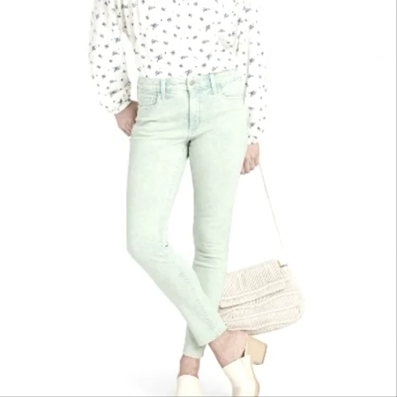 Women's High-Rise Skinny Jeans - Universal Thread™ - Picture 1 of 7